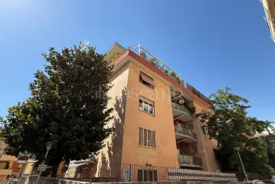 Casa in vendita, Via Giovanni Vestri, Roma
