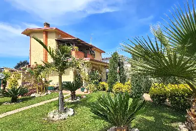 Villa in vendita, Via Metauro, Ardea