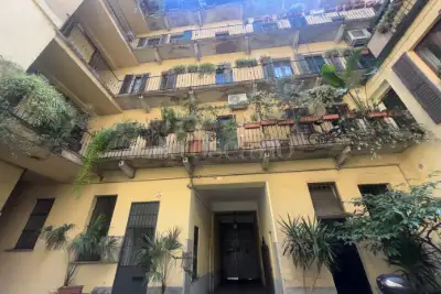 Casa in vendita, Via Carlo Farini, Milano