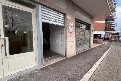 Negozio in vendita, Via John Fitzgerald Kennedy, Ciampino , Ciampino