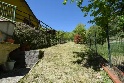 Villa in vendita, Loc. La Casa, Vernio