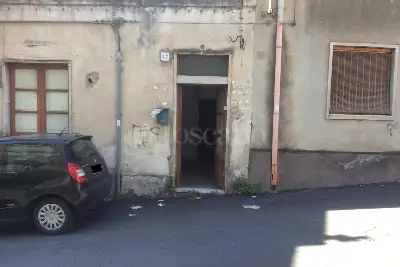 Casa Indipendente in vendita, Via Carrubella, Catania