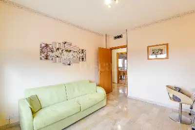 Casa in vendita, Via Dante, Erba