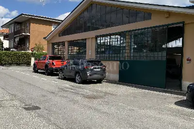 Capannone in affitto, Via Selvagreca, Lodi