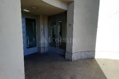 Negozio in vendita, Viale Pavia, Lodi