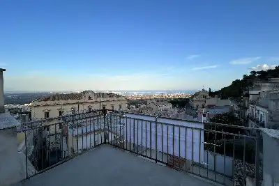 Casa in vendita, Via Regina Margherita, Melilli