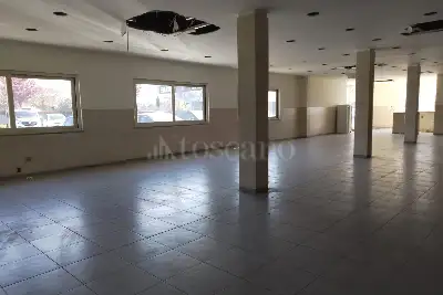 Negozio in affitto, Via Lazio, Orte