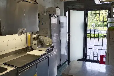 Attività Commerciale in vendita, Laghetto di Montecompatri Via Casilina , Monte Compatri