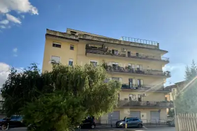 Casa in vendita, Via Enrico Caruso, Caserta