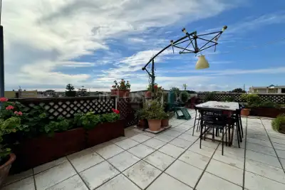 Casa in vendita, Via dei Laghi, Aprilia