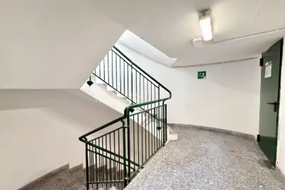 Box in vendita, Via Lucerna, Milano
