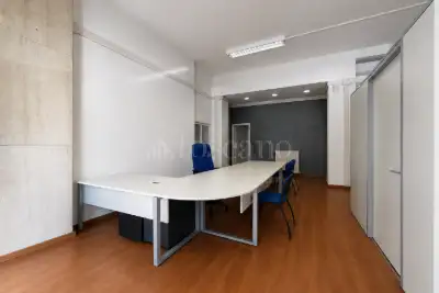 Negozio in vendita, Via Friuli, Milano