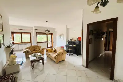 Casa in vendita, Viale dei Promontori, Roma