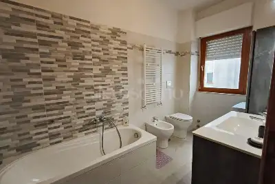 Villa Plurifamiliare in vendita, Via della Marranella di Marino, Roma