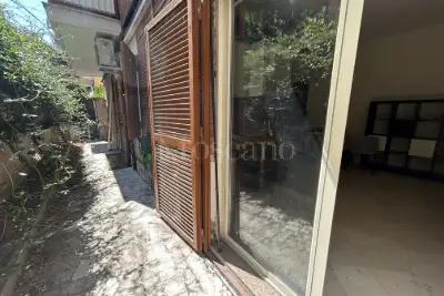 Casa in vendita, Via Guido Guinizelli, Roma