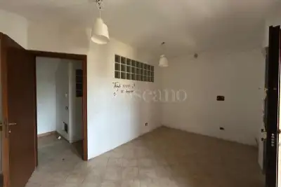 Villino a Schiera in vendita, Via Luserna, Roma