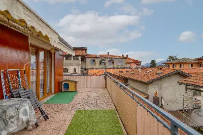 Casa in vendita, Vicolo Canicci, Marchirolo