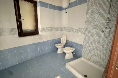 Magazzino in vendita, Strada Circonvallazione , Luco dei Marsi