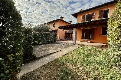 Villa Bifamiliare in vendita, Via Mulini, Travagliato