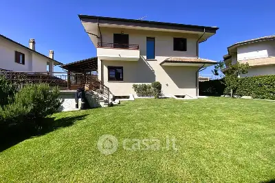 Villa in vendita, Via Pio XII, Avezzano