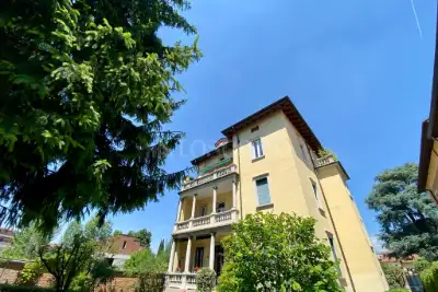 Casa in vendita, Via Ugo Foscolo, Brescia