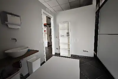 Negozio in vendita, Via Conte d'Arras, Siena