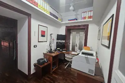 Casa in vendita, Via Domenico Morelli, Napoli