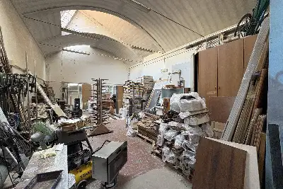 Laboratorio in vendita, Via Lago di Nemi, Milano