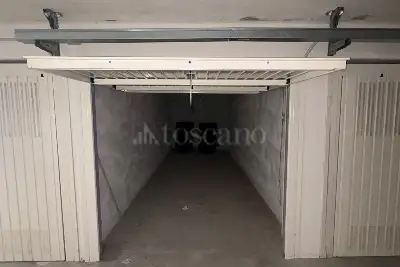 Box in vendita, Via Bach , Modena