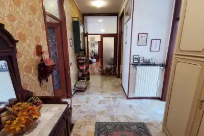 Casa in vendita, Via Roma, Castelletto di Branduzzo