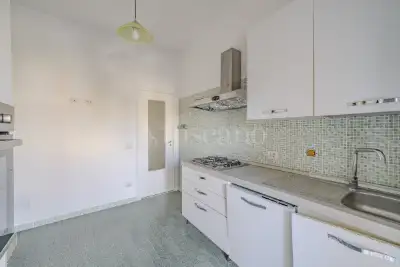 Casa in vendita, Via Edoardo Bassini, Roma