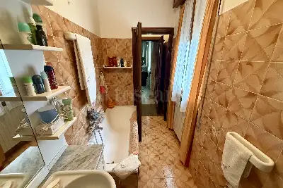 Villa in vendita, Via Canossi, Rezzato, Rezzato