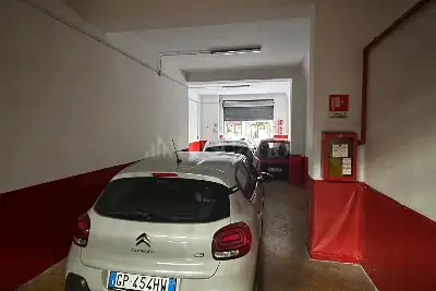 Negozio in vendita, Via Nicolò Putignani, Bari