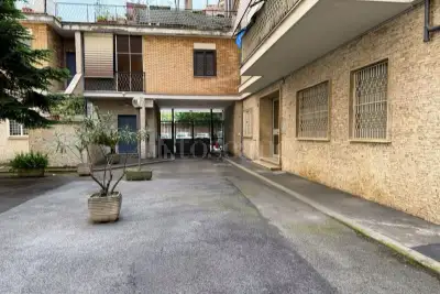 Casa in vendita, Via Raffaele Calzini, Roma