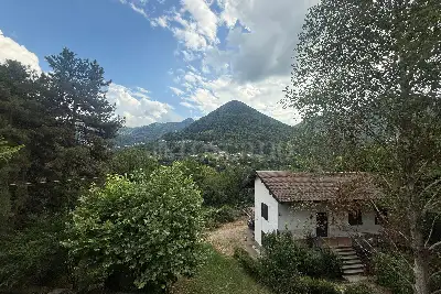 Casa Indipendente in vendita, Via Roma, Dizzasco