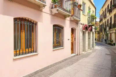 Casa Indipendente in vendita, Via San Giovanni, Cagliari