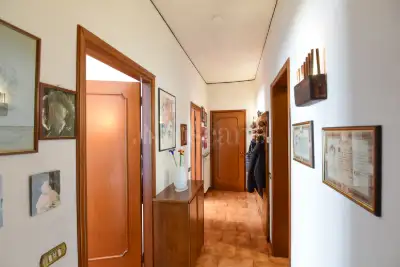 Casa Indipendente in vendita, Via Spluga, Cantù