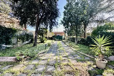 Villa in vendita, Via Fratelli Rosselli, Trecastagni