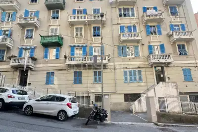 Casa in vendita, Via Zella, Genova