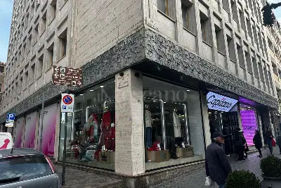 Negozio in vendita, Corso Mazzini, Catanzaro