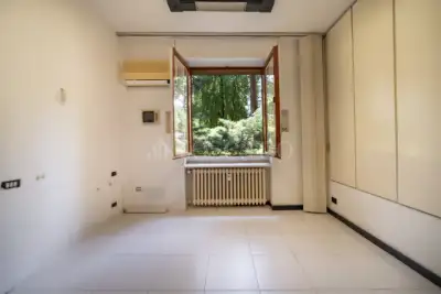 Casa in vendita, Via Leon Battista Alberti, Milano