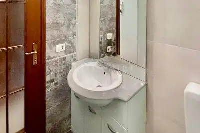 Casa in vendita, Via Pollenzo 49, Torino