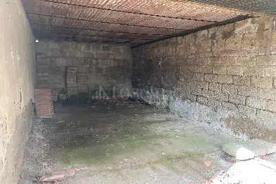 Box in vendita, Via Gabriele Paleotti, Roma