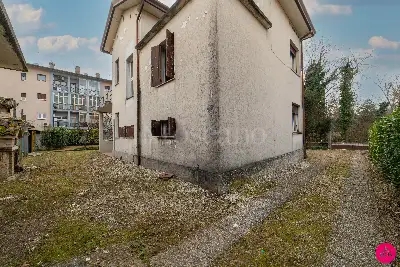 Villa in vendita, Via Colombera, Porcia