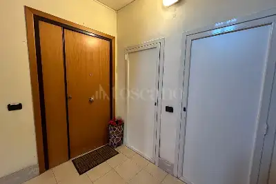 Casa in vendita, Via Zendrini, Roma