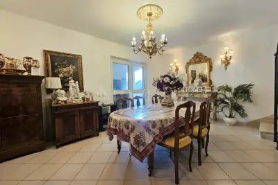 Casa Indipendente in vendita, Via Lombardia, Anzio
