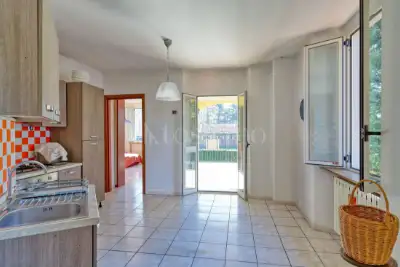 Villa Bifamiliare in vendita, Via della Repubblica, Bisuschio
