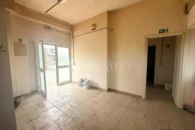 Laboratorio in vendita, Via Avenza, Roma