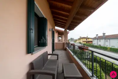 Villino a Schiera in vendita, Via della Chiesa, Prata di Pordenone