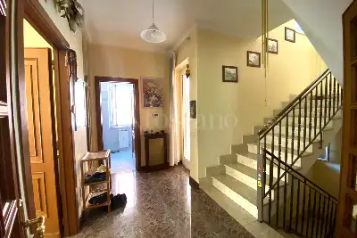 Villa Bifamiliare in vendita, Via Civate, Roma